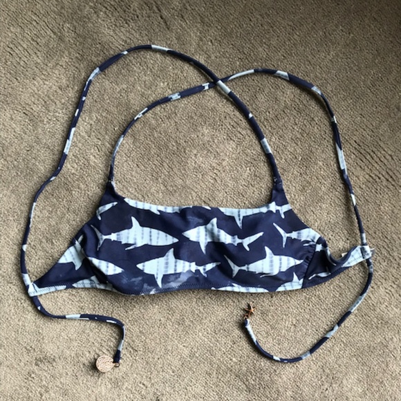shark pattern bikini